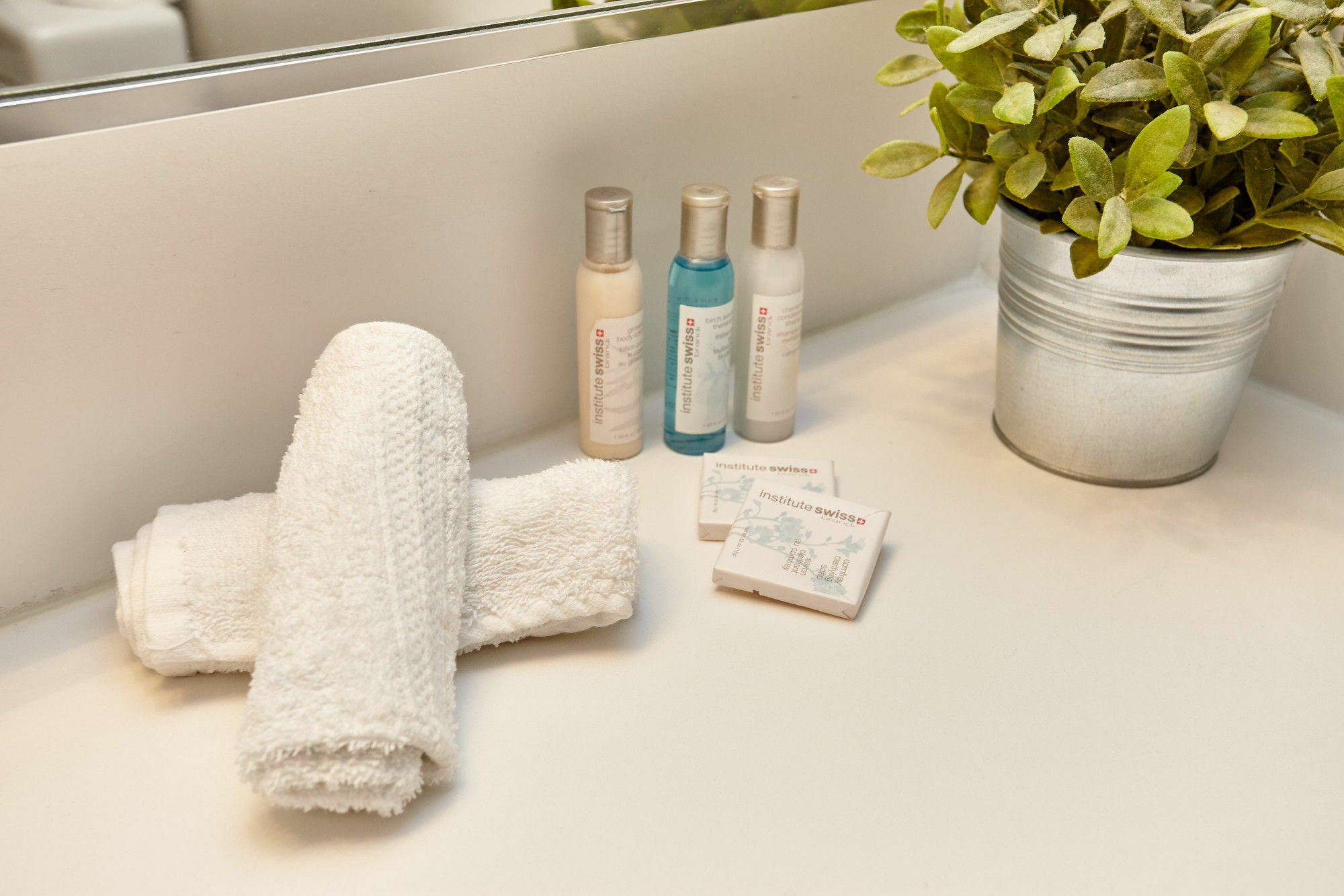 Atlas Suites - Yorkville Furnished Apartments Toronto Dış mekan fotoğraf