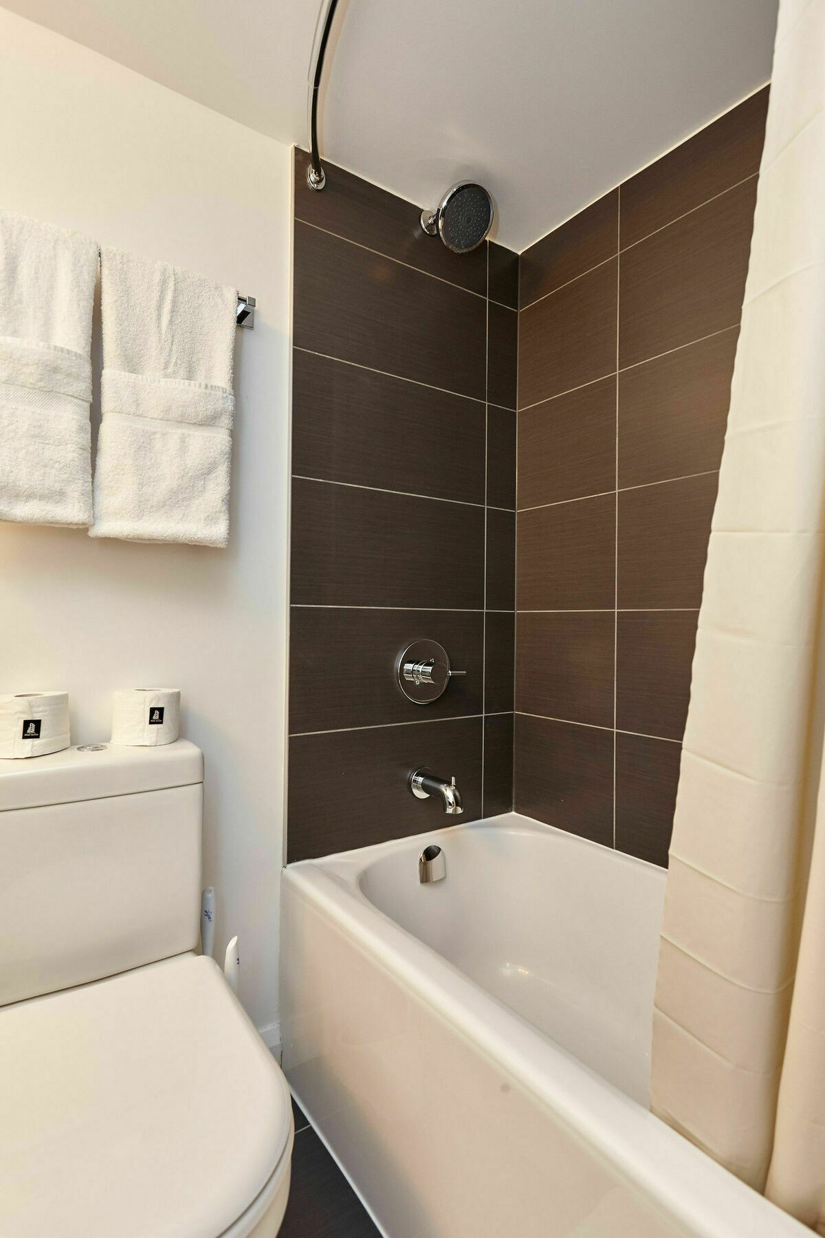Atlas Suites - Yorkville Furnished Apartments Toronto Dış mekan fotoğraf