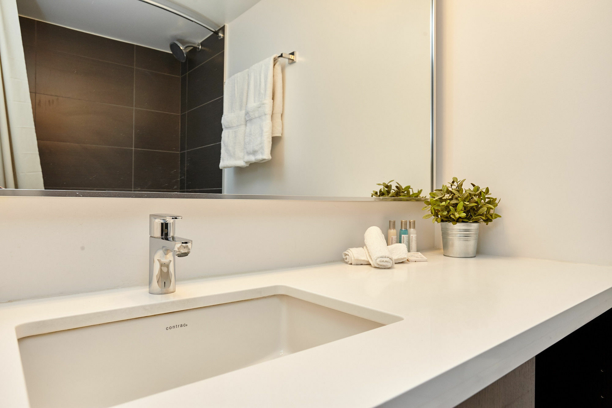 Atlas Suites - Yorkville Furnished Apartments Toronto Dış mekan fotoğraf